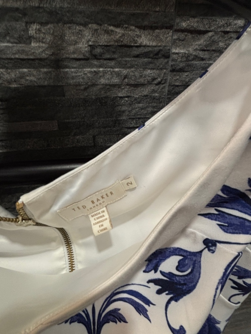 Ted Baker Blue & White Floral Sleeveless Top - Picture 3 of 7